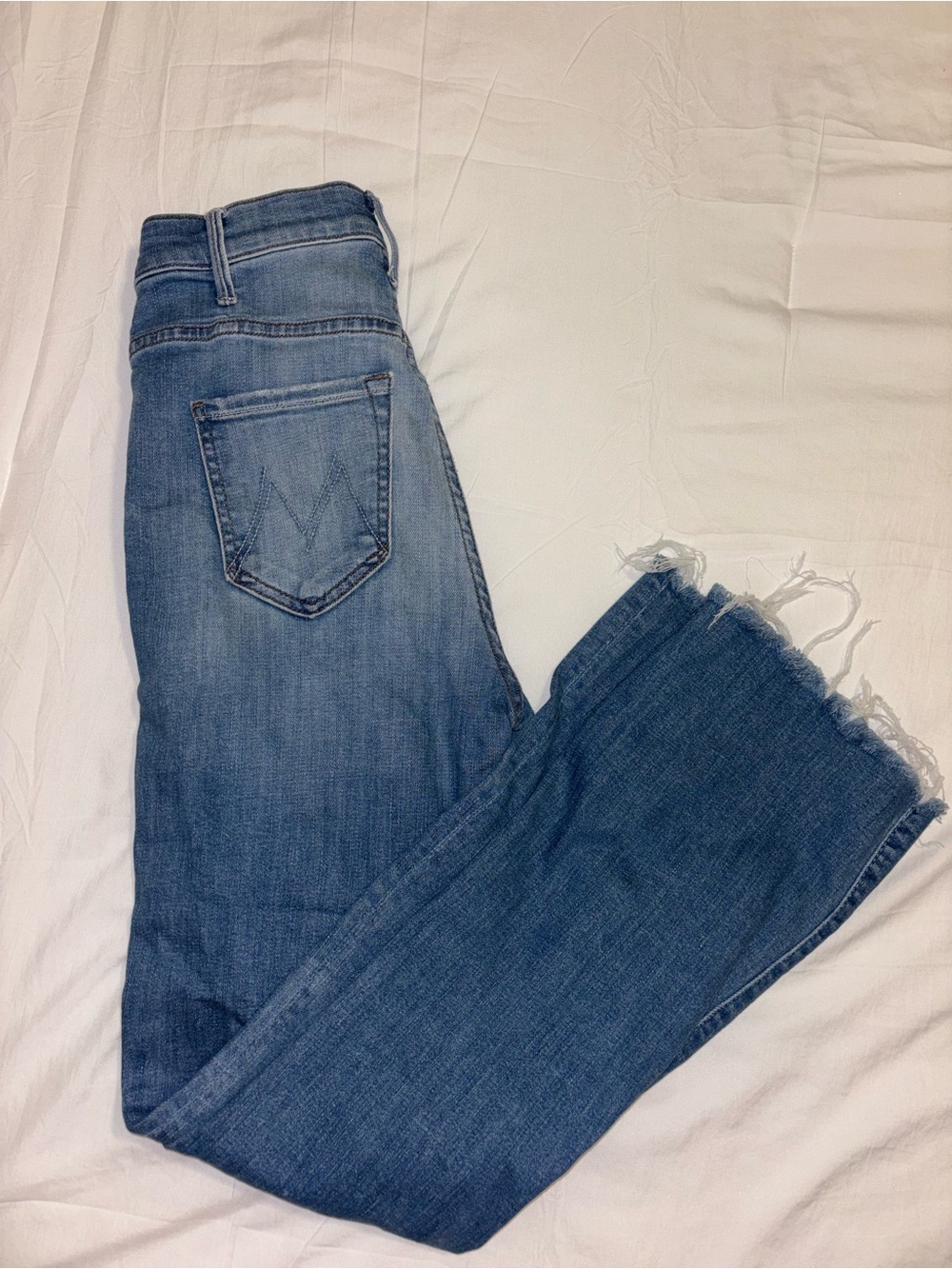 Women's Blue Raw-Hem Straight Jeans